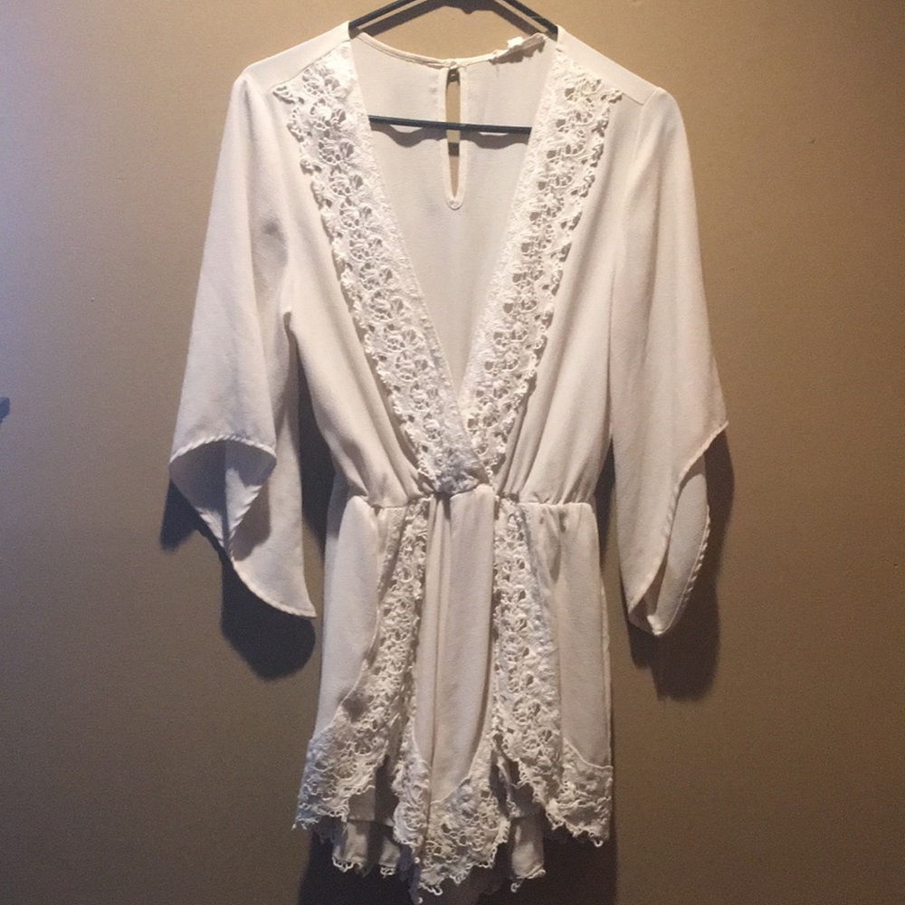 Cream romper